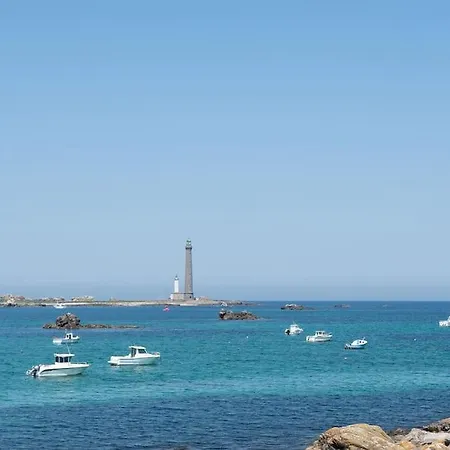 Maison Bretonne Renovee Proche Bourg Et Plages *