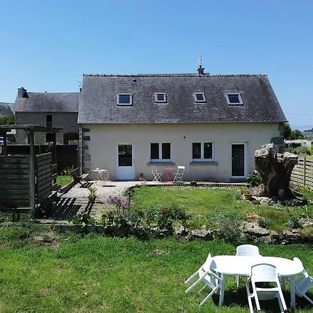 Maison Bretonne Renovee Proche Bourg Et Plages *